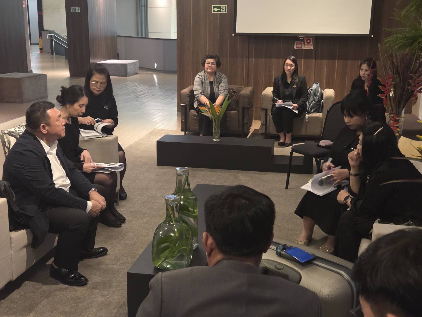 title - เลขาธิการ ส.ป.ก. นำคณะเดินทางถึงบราซิล พร้อมร่วมประชุมเตรียมความพร้อม JAWG ครั้งที่ 2 มุ่งกระชับความร่วมมือทางการเกษตรระหว่างประเทศ